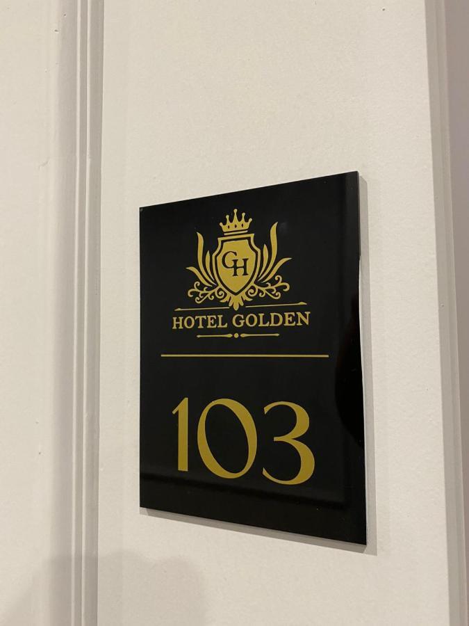 Hotel Golden 爱尔巴桑 外观 照片