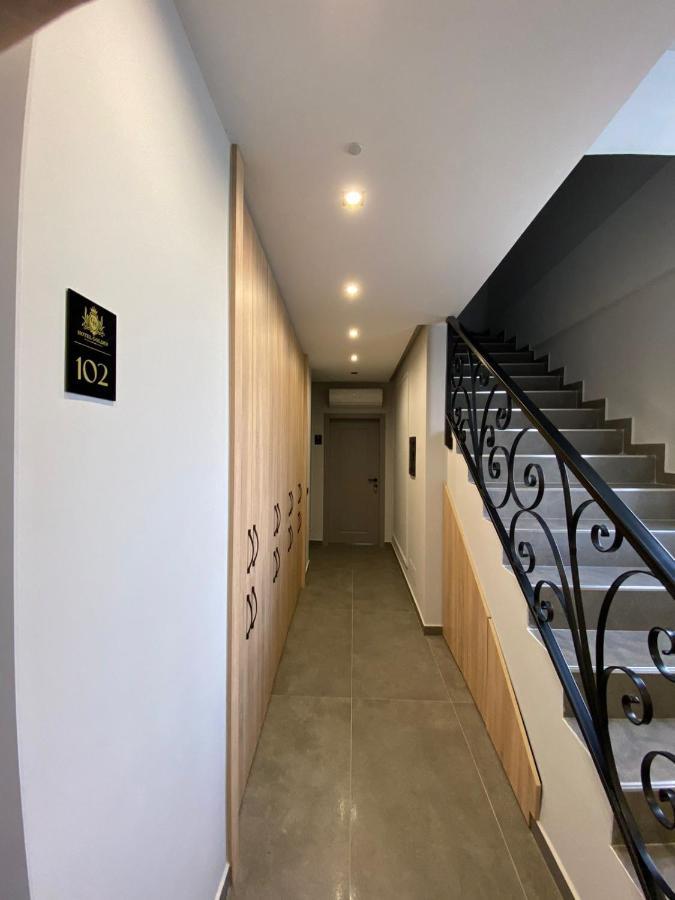 Hotel Golden 爱尔巴桑 外观 照片