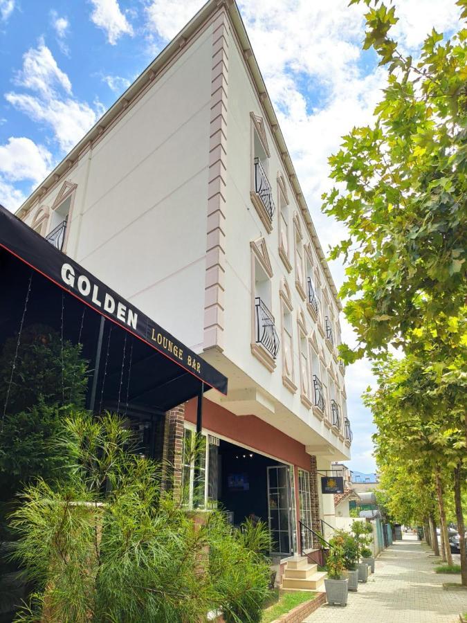 Hotel Golden 爱尔巴桑 外观 照片