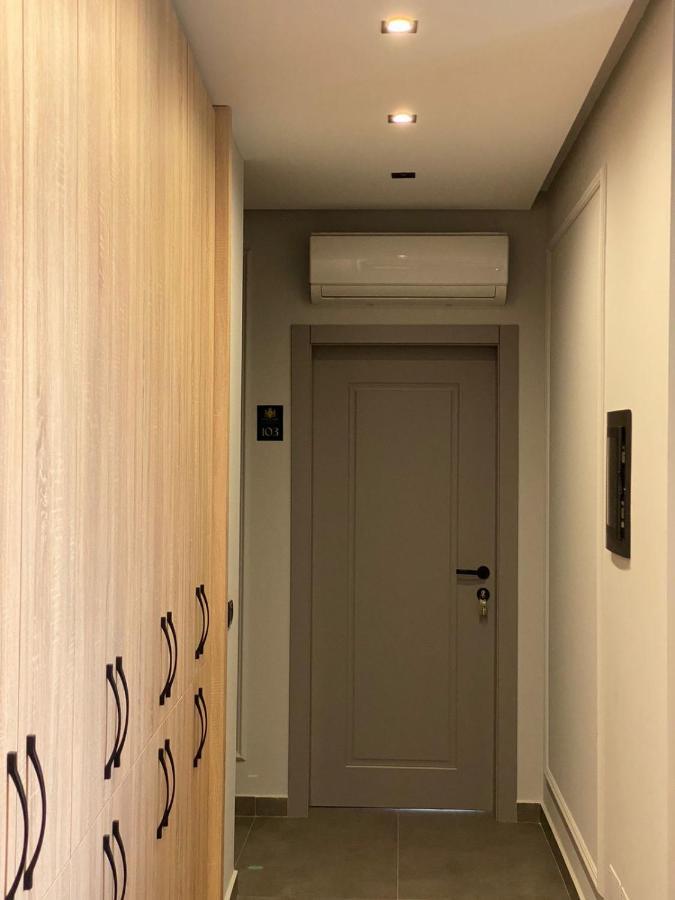 Hotel Golden 爱尔巴桑 外观 照片