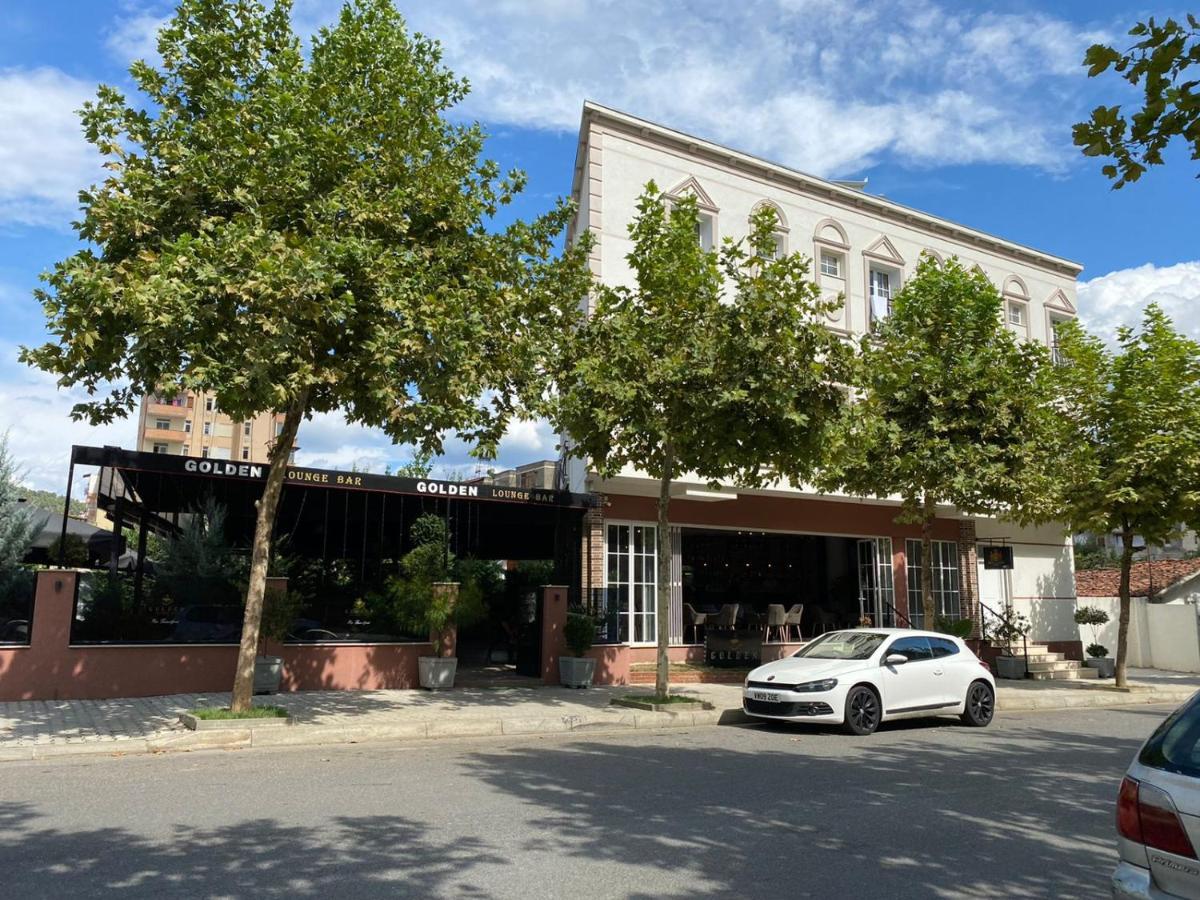 Hotel Golden 爱尔巴桑 外观 照片
